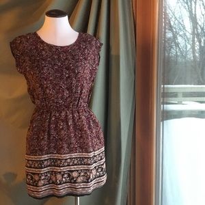 FOREVER 21 ☘️ Open Back Paisley Fun Dress